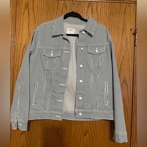 NWT Old Navy blue and white striped denim jacket